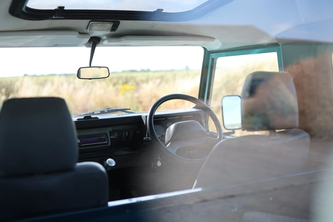 2001 Land Rover Defender 90 - Image 18 of 30