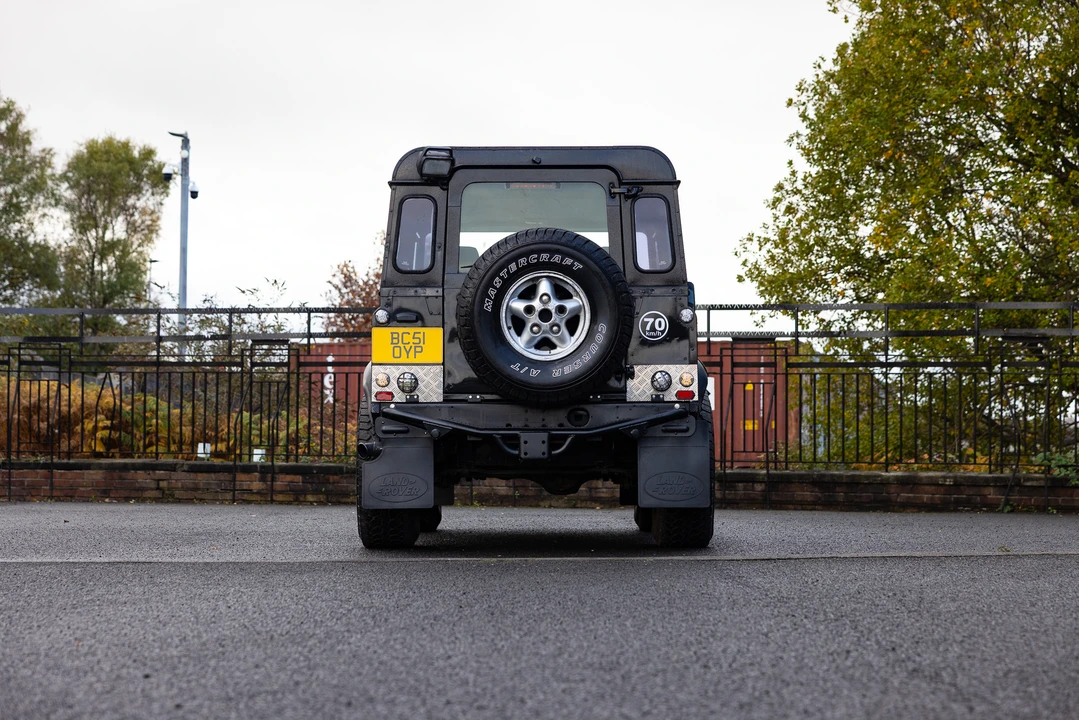2001 Land Rover Defender 90 - Image 6 of 31