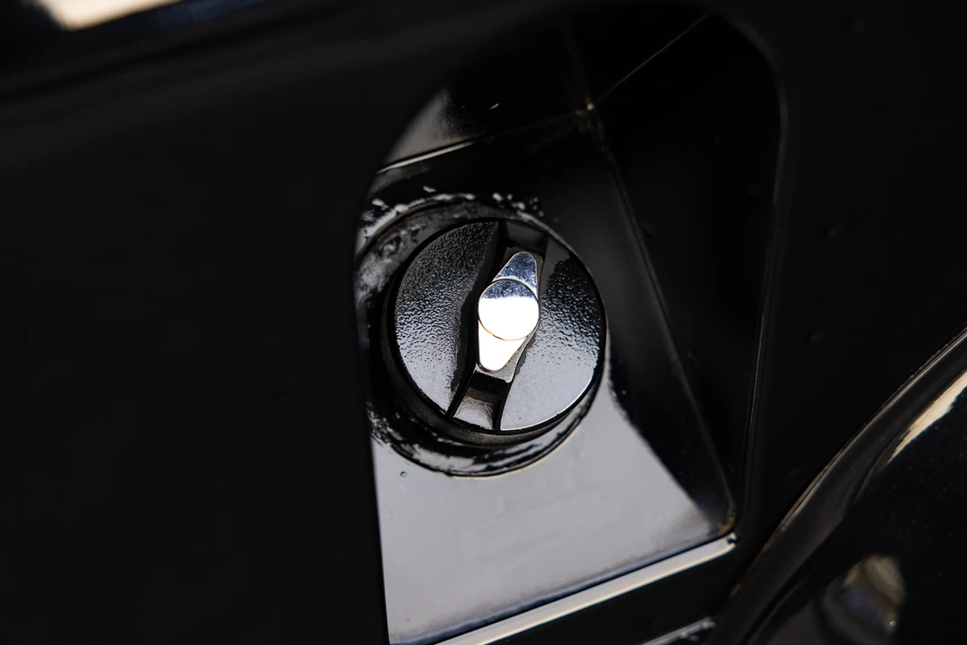 2001 Land Rover Defender 90 - Image 31 of 31