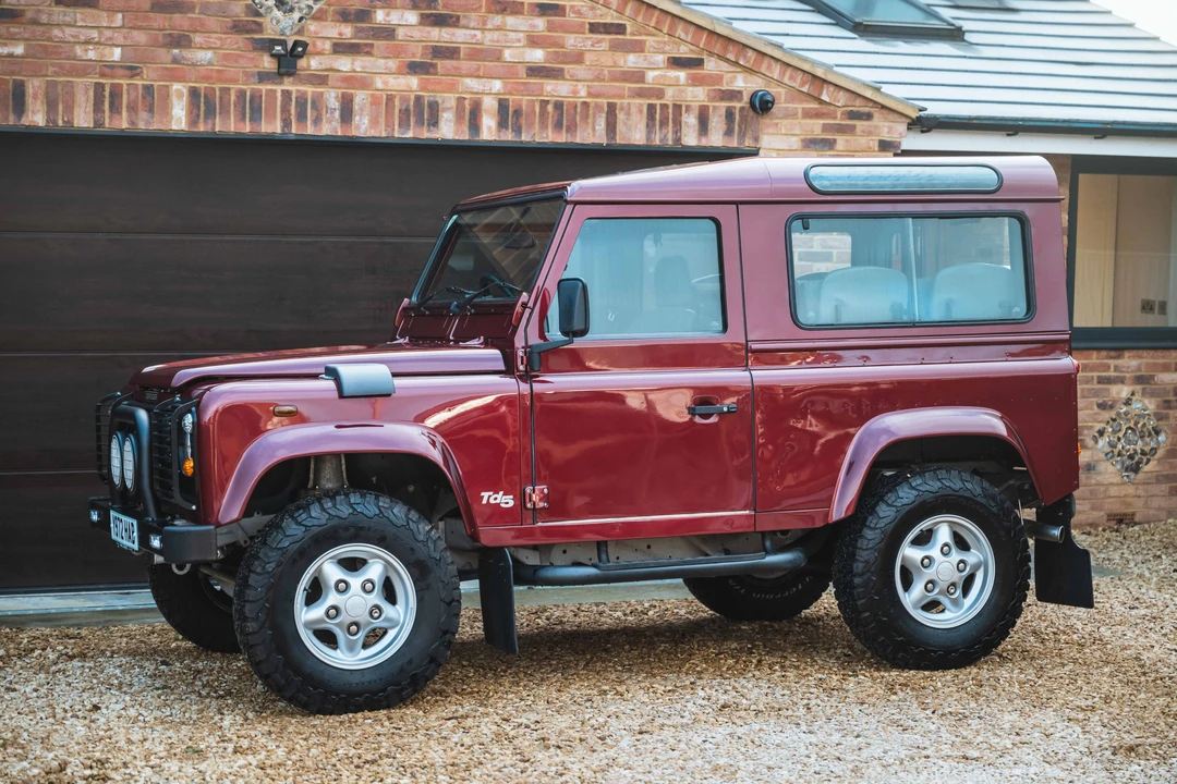 2001 Land Rover Defender 90 - Image 13 of 31