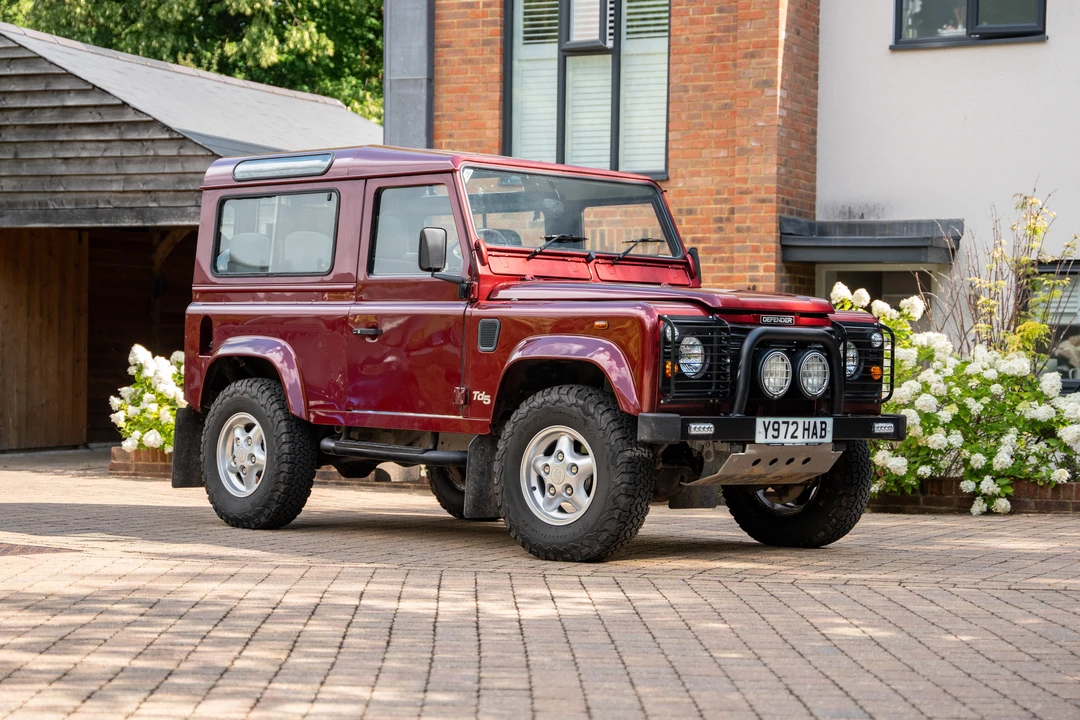 2001 Land Rover Defender 90 - Image 3 of 31