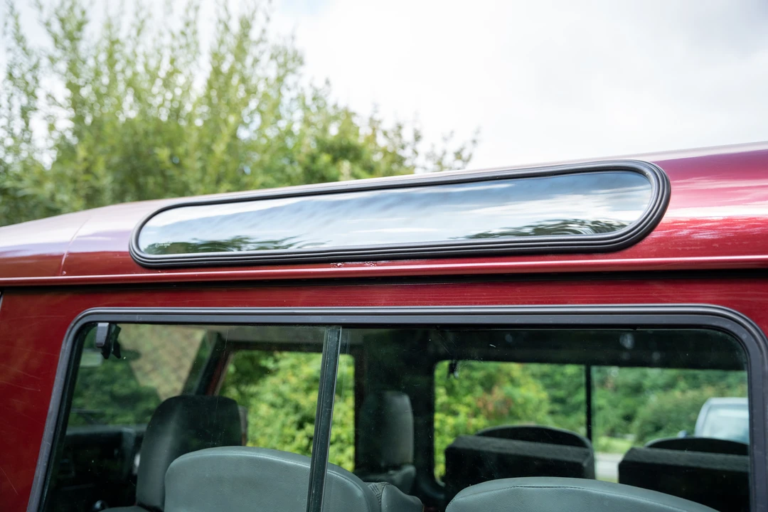 2001 Land Rover Defender 90 - Image 30 of 31