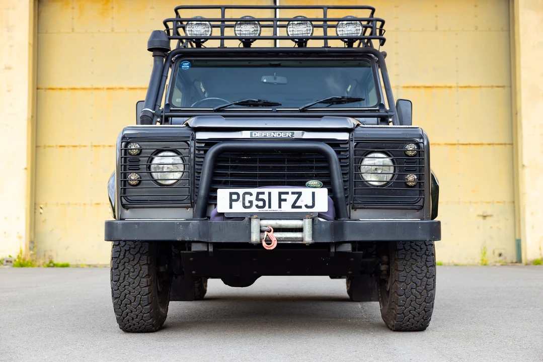 2001 Land Rover Defender 90 - Image 10 of 31