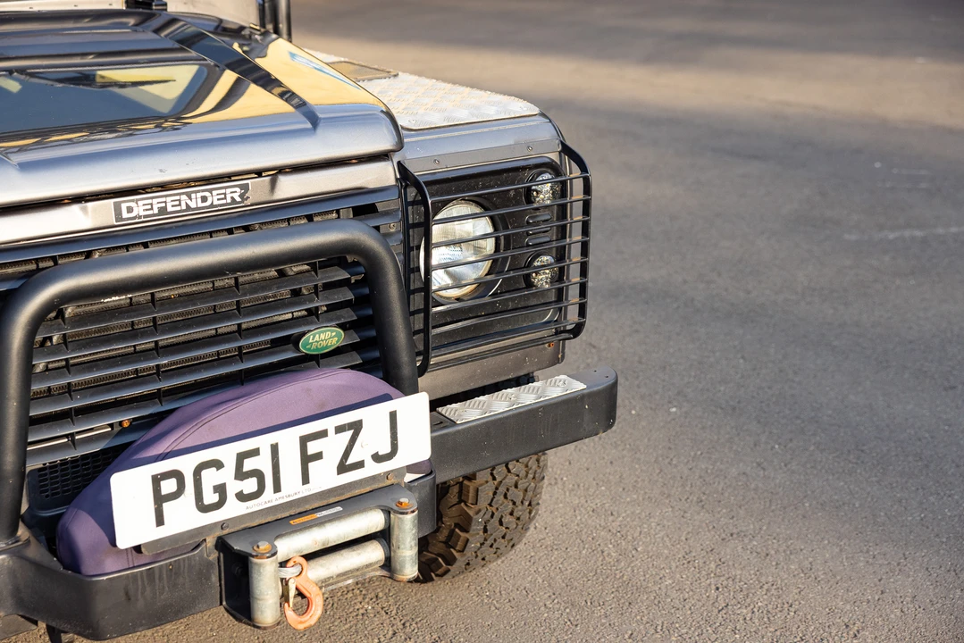 2001 Land Rover Defender 90 - Image 12 of 31