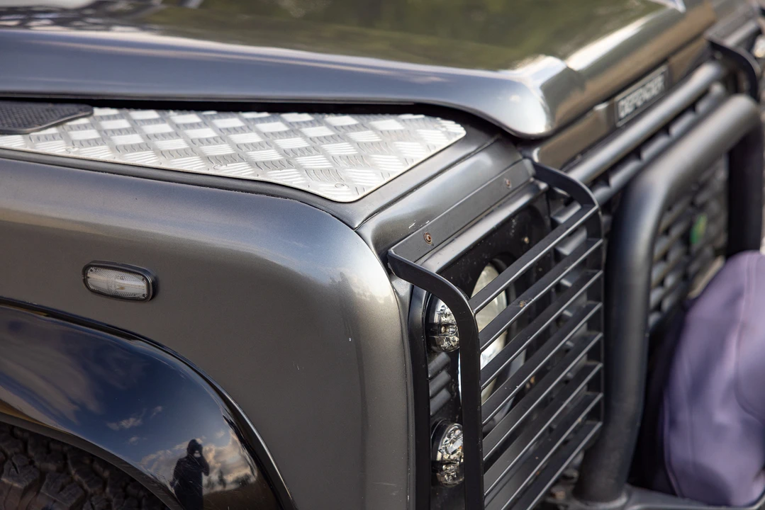 2001 Land Rover Defender 90 - Image 19 of 31