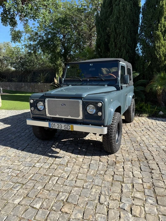 2001 Land Rover Defender 90 - Image 4 of 30
