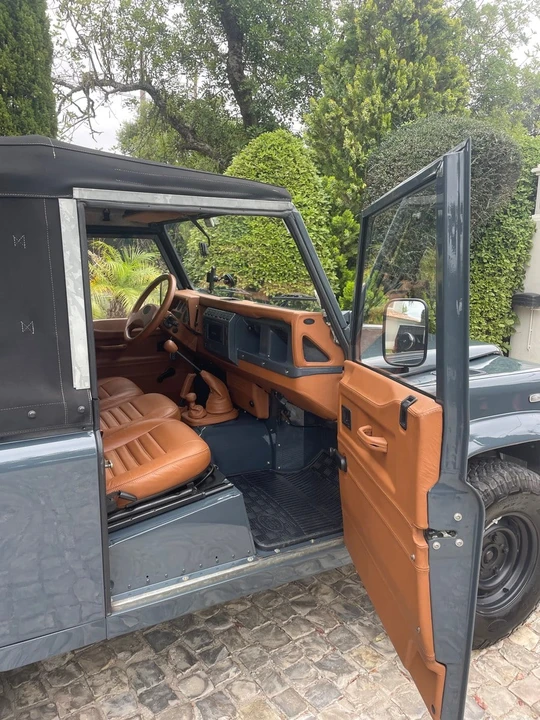 2001 Land Rover Defender 90 - Image 15 of 30