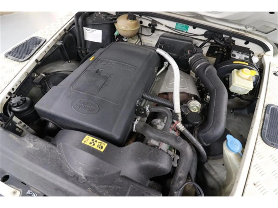 2001 Land Rover Defender - Image 28 of 31