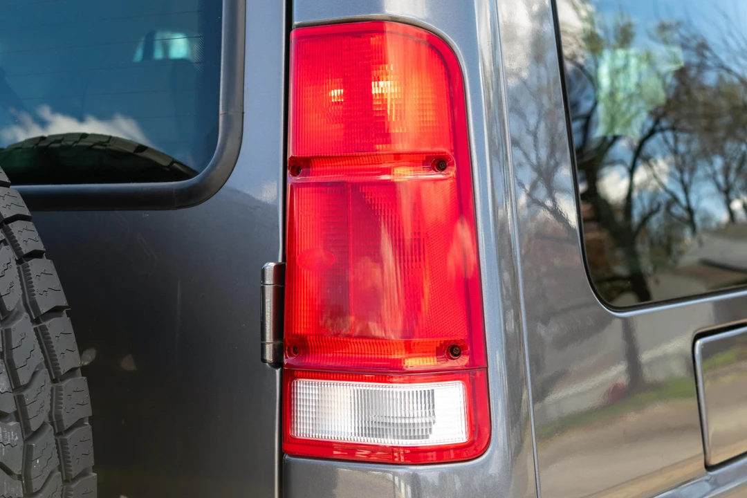 2001 Land Rover Discovery 2nd Gen - Image 16 of 31