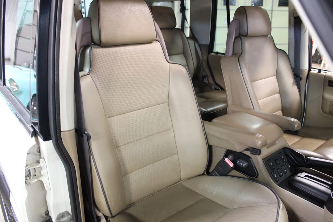 2001 Land Rover Discovery 2nd Gen - Image 17 of 21