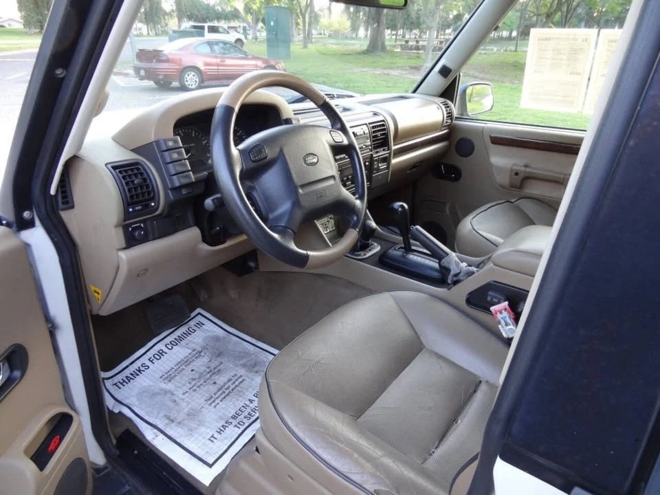 2001 Land Rover Discovery 2nd Gen - Image 10 of 15