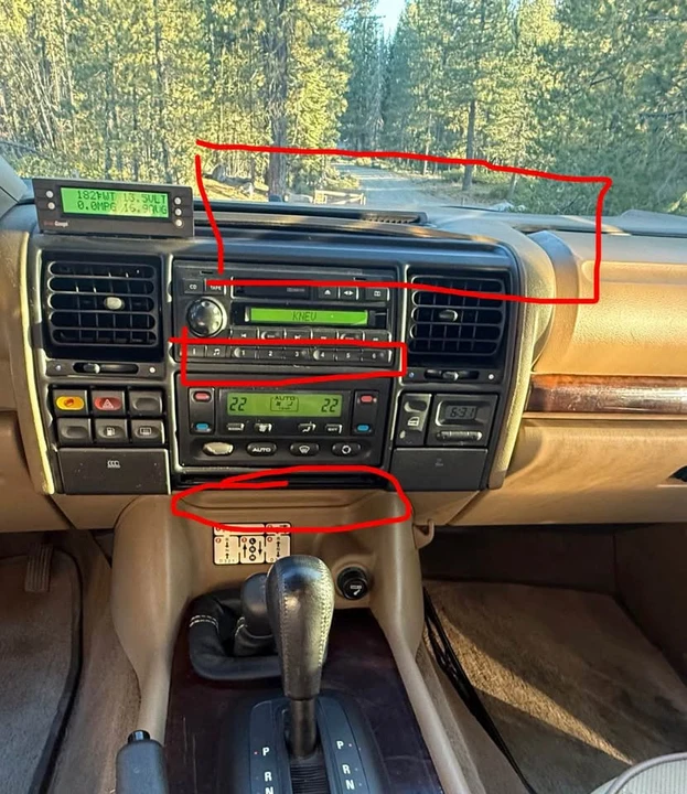 2001 Land Rover Discovery 2nd Gen - Image 14 of 20