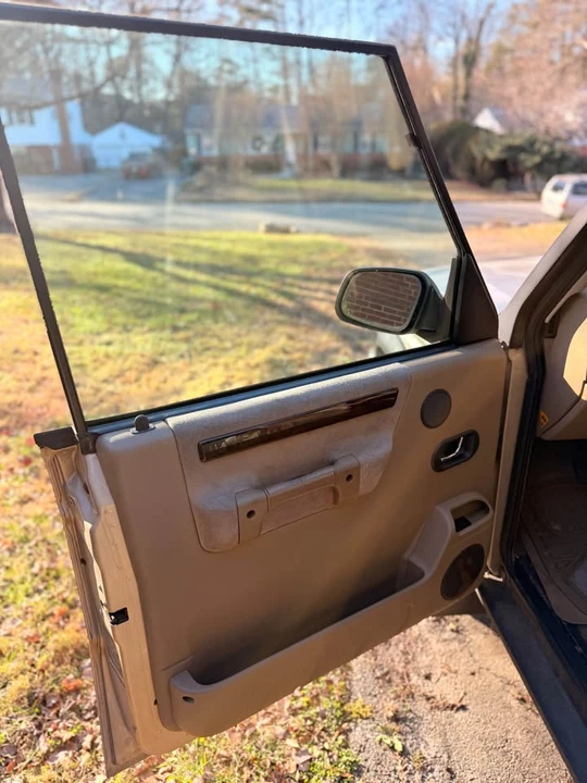 2001 Land Rover Discovery 2nd Gen - Image 5 of 11
