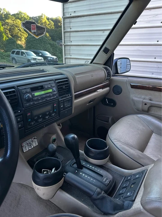 2001 Land Rover Discovery 2nd Gen - Image 9 of 20