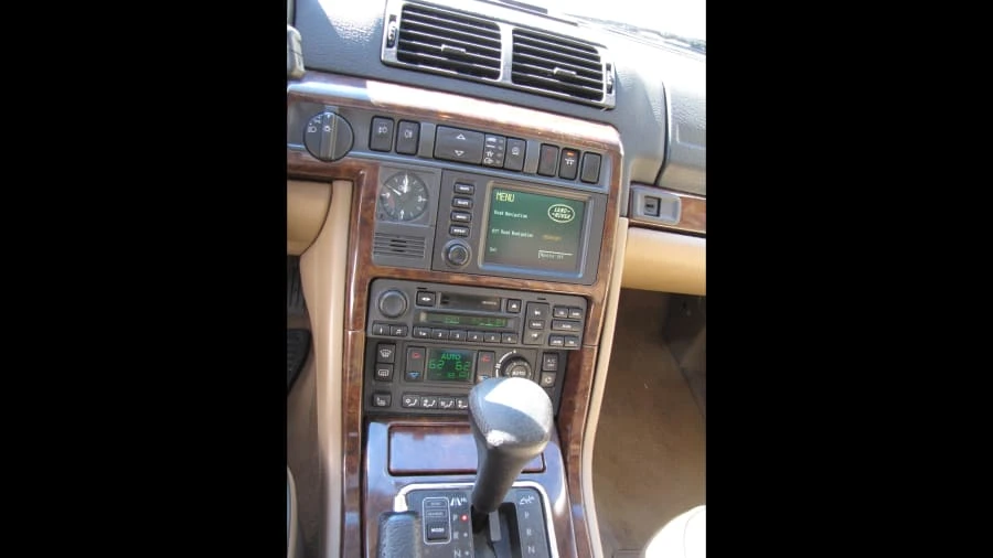 2001 Land Rover Range Rover P38A - Image 3 of 12