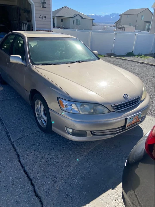 2001 Lexus ES 3rd Gen - Image 3 of 6