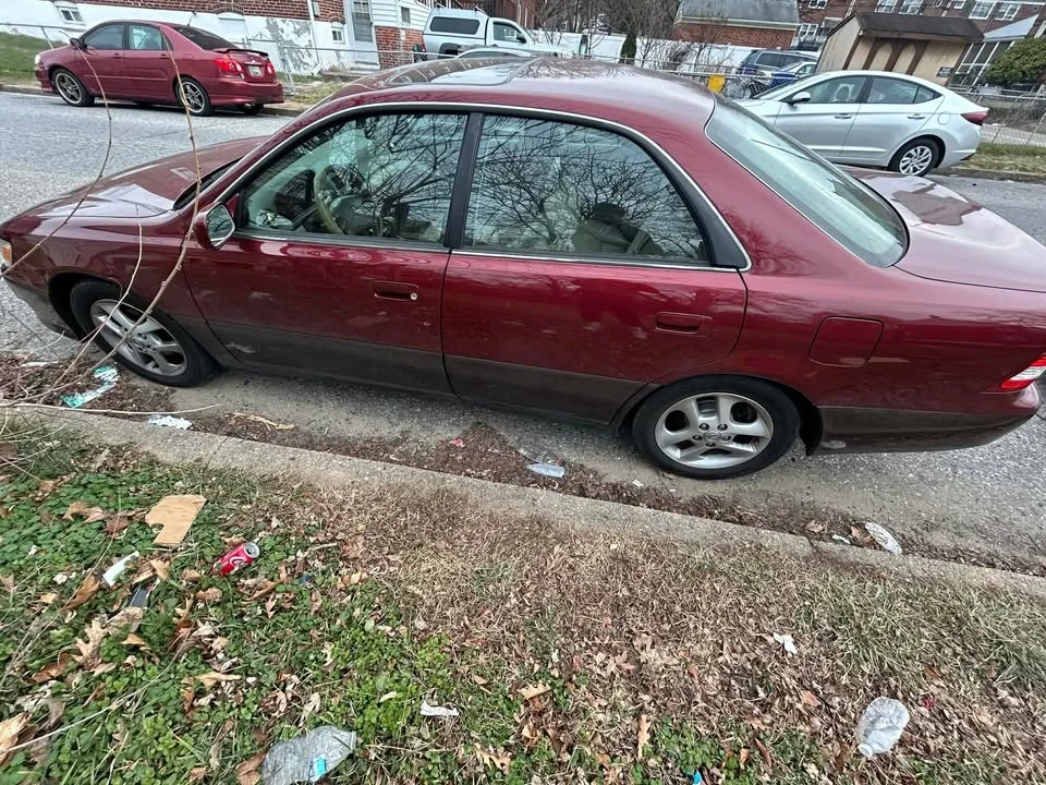 2001 Lexus ES 3rd Gen - Image 7 of 9