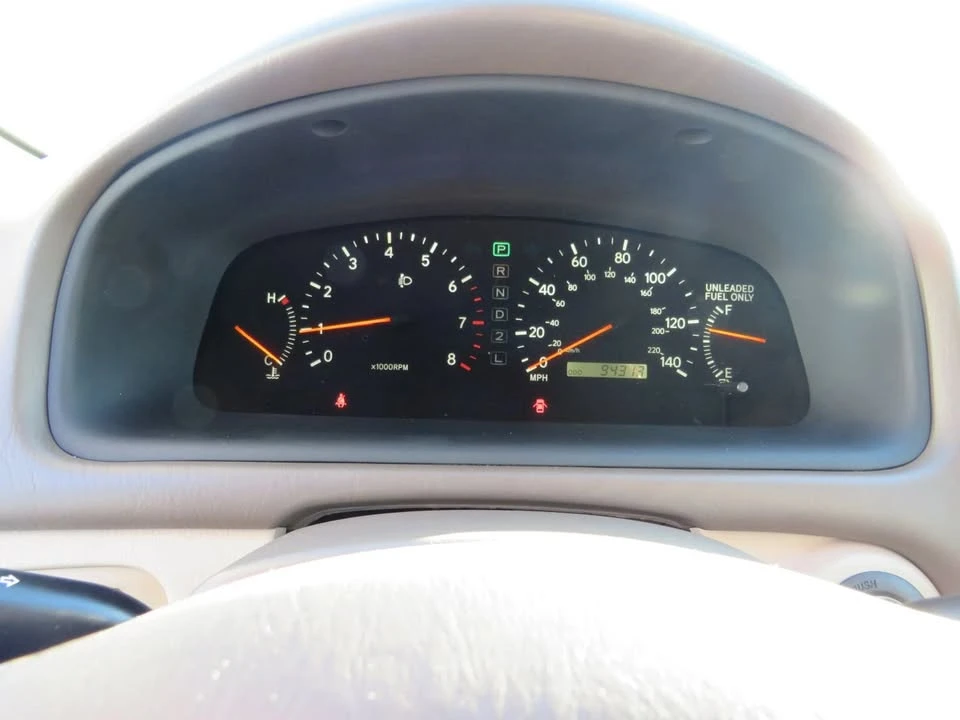 2001 Lexus ES 3rd Gen - Image 6 of 10
