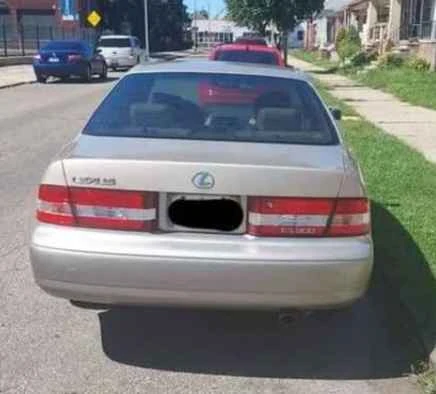 2001 Lexus ES 3rd Gen - Image 2 of 5