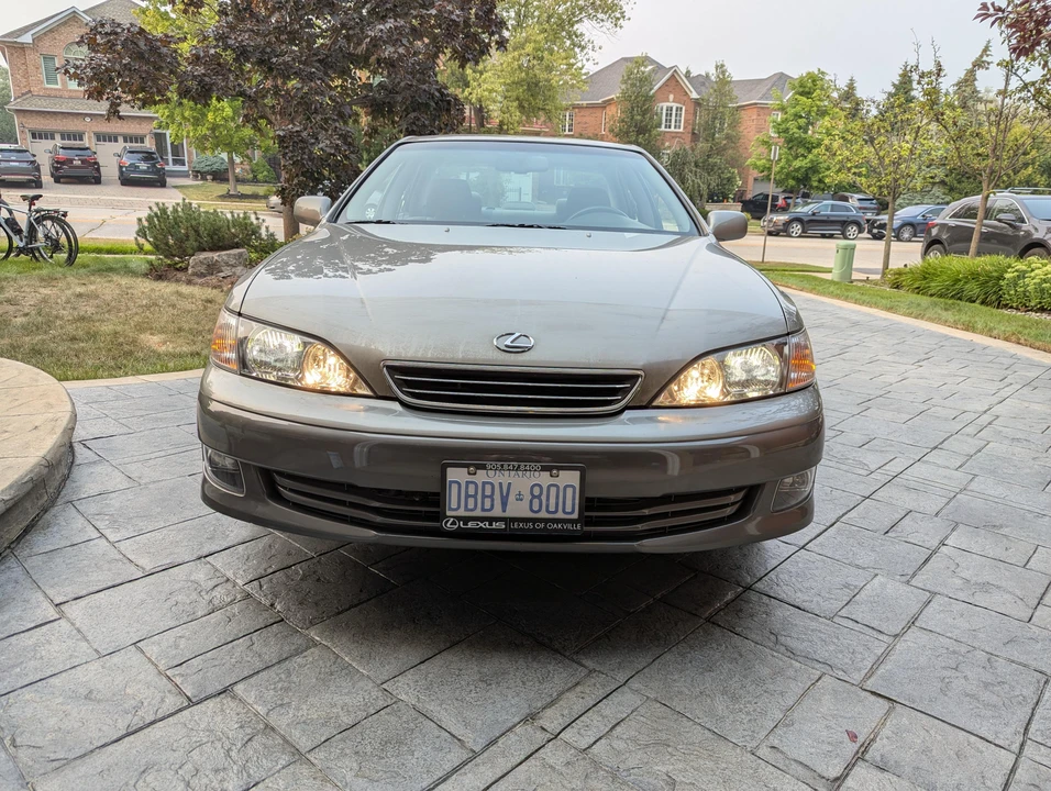 2001 Lexus ES 3rd Gen - Image 6 of 31