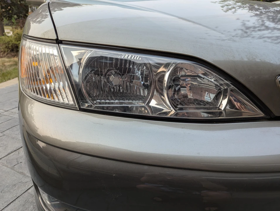 2001 Lexus ES 3rd Gen - Image 15 of 31