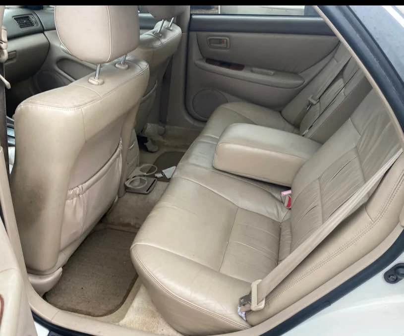 2001 Lexus ES 2nd Gen - Image 8 of 8