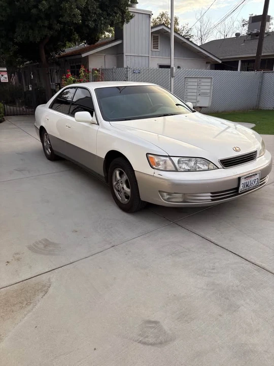 2001 Lexus ES 2nd Gen - Image 7 of 11