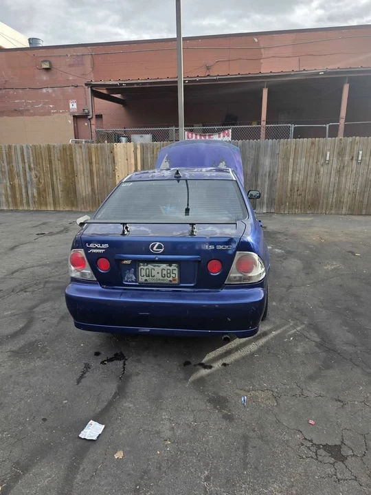 2001 Lexus ES 2nd Gen - Image 3 of 8