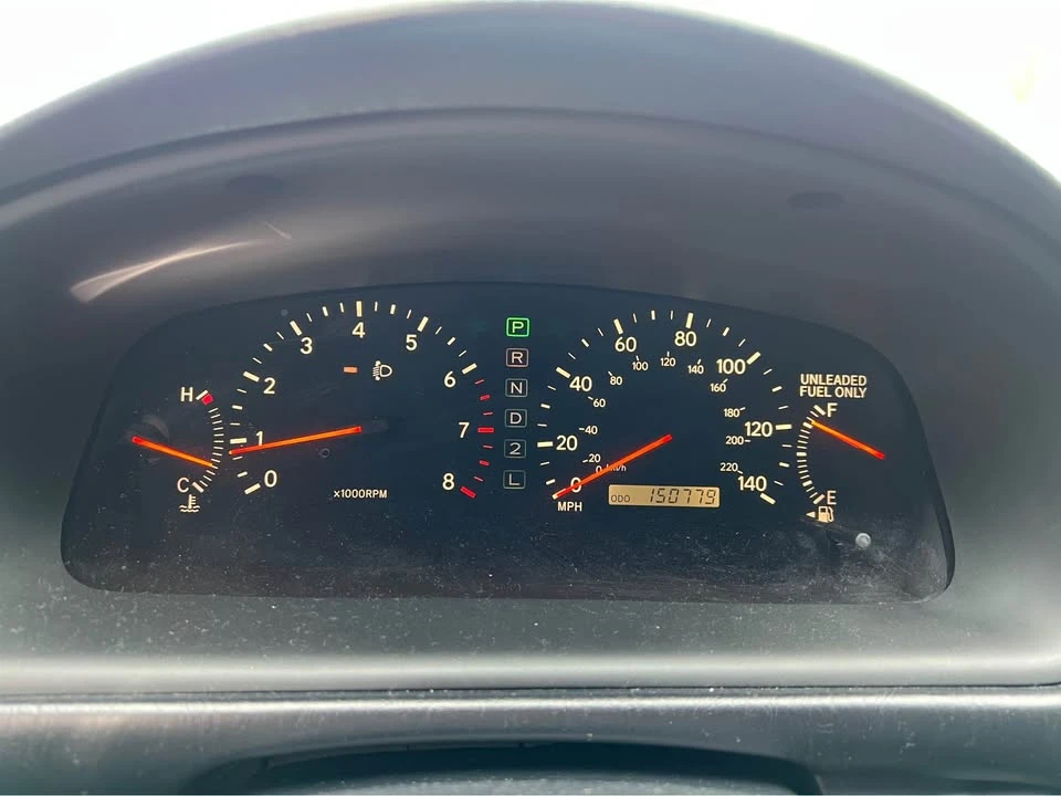 2001 Lexus ES 3rd Gen - Image 18 of 19