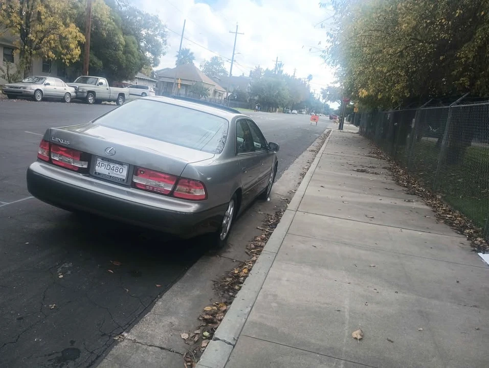 2001 Lexus ES 3rd Gen - Image 6 of 14