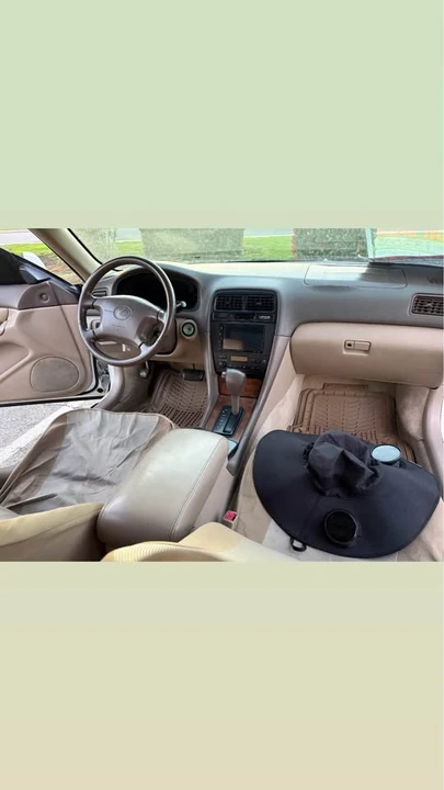 2001 Lexus ES 3rd Gen - Image 8 of 12