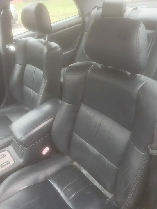 2001 Lexus ES 3rd Gen - Image 5 of 8