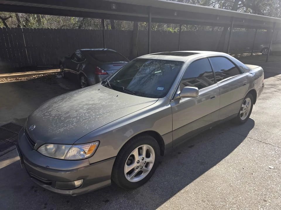 2001 Lexus ES 3rd Gen - Image 3 of 7