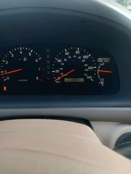 2001 Lexus ES 3rd Gen - Image 10 of 10