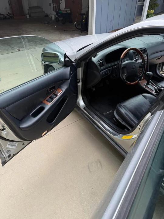 2001 Lexus ES 3rd Gen - Image 6 of 11