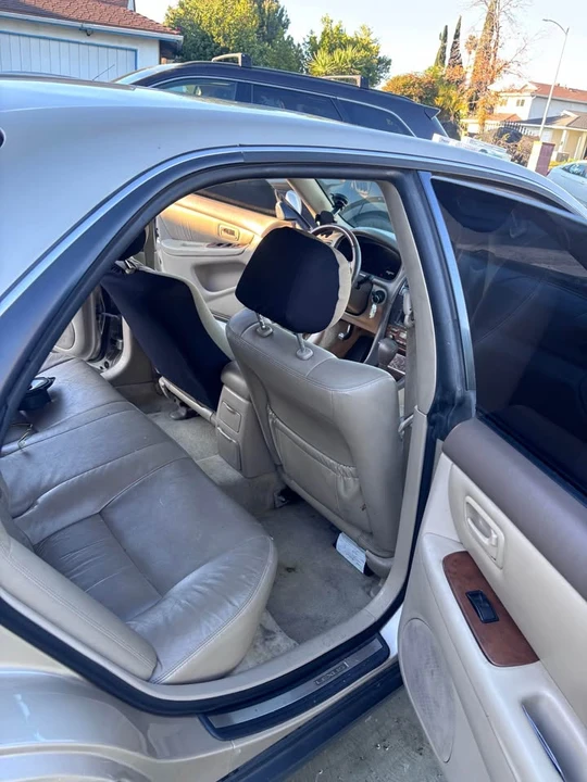 2001 Lexus ES 3rd Gen - Image 12 of 14