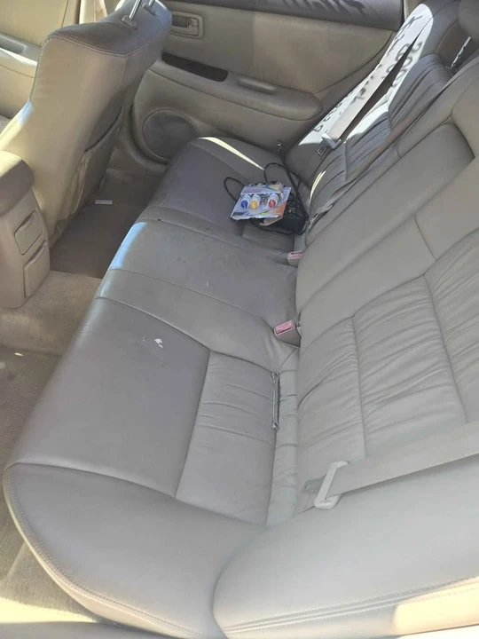 2001 Lexus ES 2nd Gen - Image 7 of 8