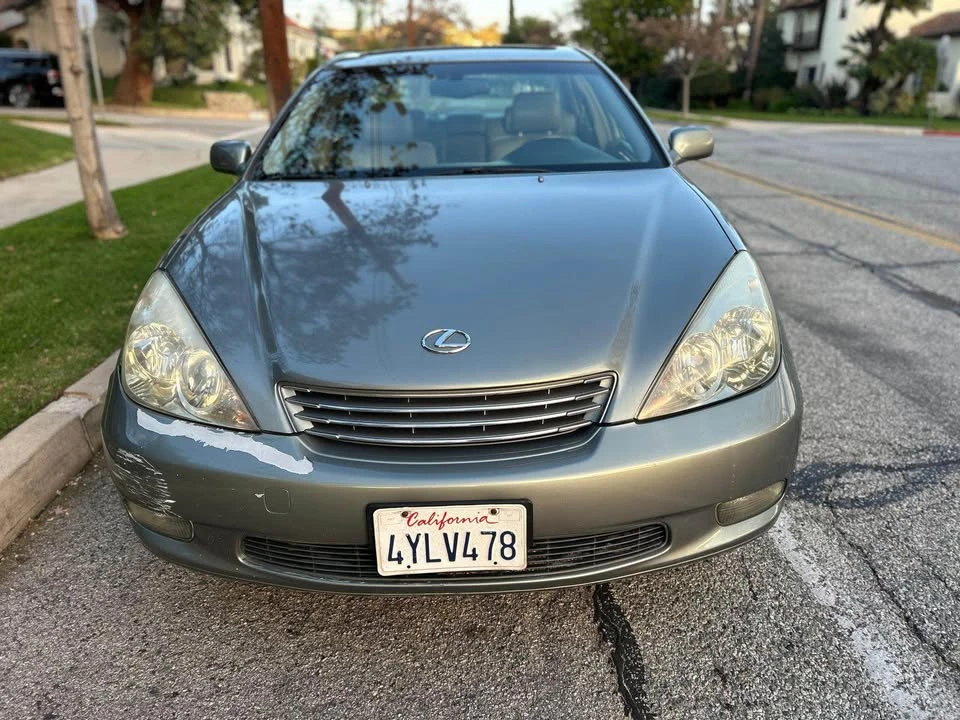 2001 Lexus ES 2nd Gen - Image 5 of 20