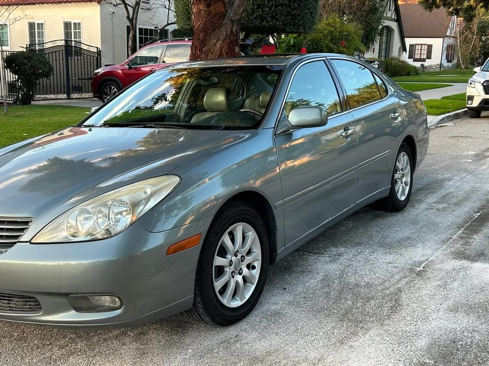 2001 Lexus ES 2nd Gen - Image 18 of 20