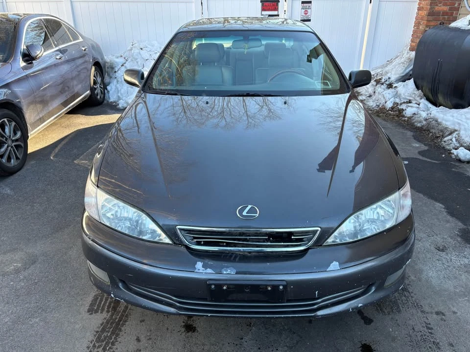 2001 Lexus ES 2nd Gen - Image 3 of 15