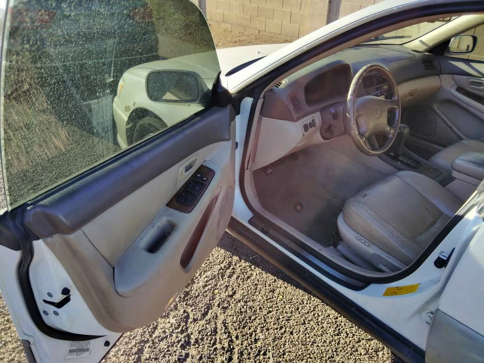 2001 Lexus ES 3rd Gen - Image 6 of 7