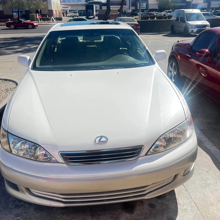 2001 Lexus ES 3rd Gen - Image 2 of 6
