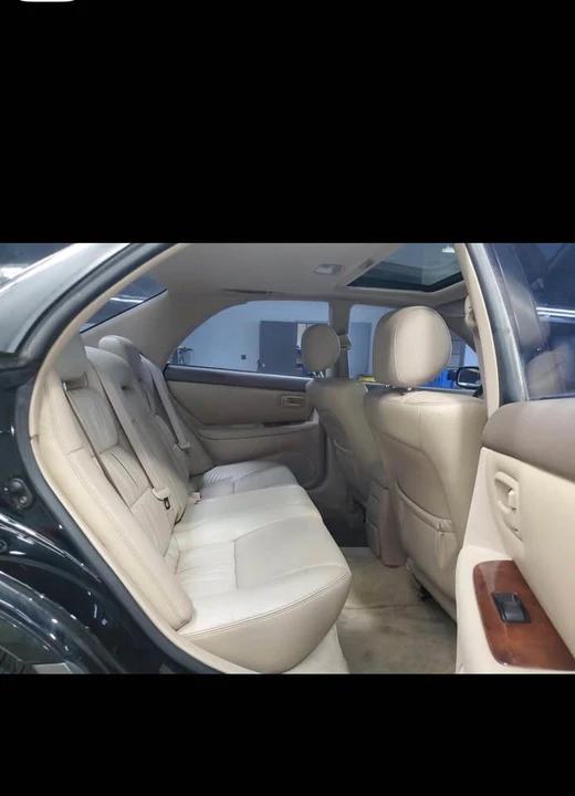 2001 Lexus ES 3rd Gen - Image 8 of 9