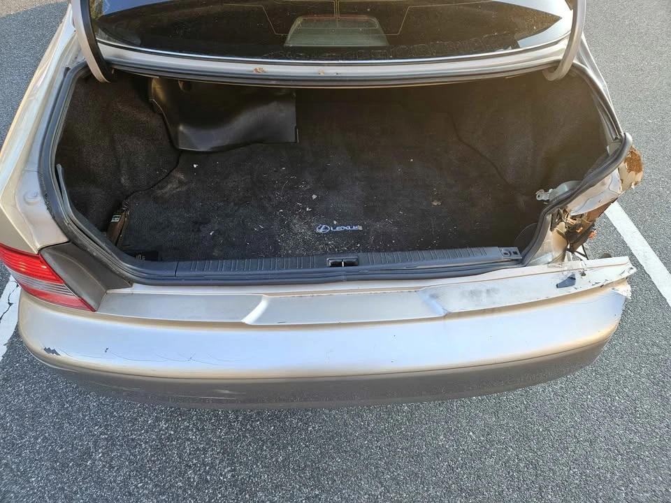 2001 Lexus ES 3rd Gen - Image 12 of 12