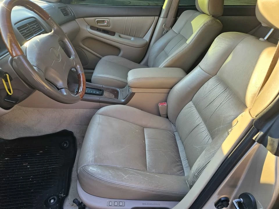 2001 Lexus ES 3rd Gen - Image 5 of 12