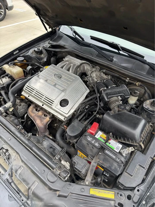 2001 Lexus ES 3rd Gen - Image 18 of 20
