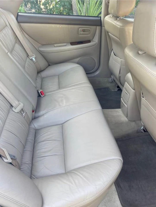 2001 Lexus ES 3rd Gen - Image 6 of 7