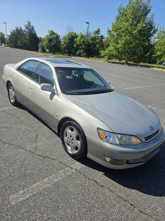 2001 Lexus ES 3rd Gen - Image 4 of 7
