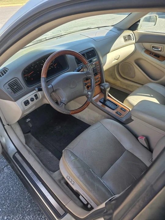 2001 Lexus ES 3rd Gen - Image 5 of 7