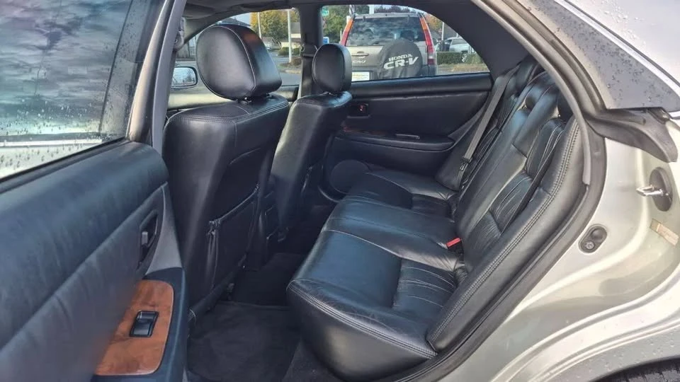 2001 Lexus ES 2nd Gen - Image 7 of 8